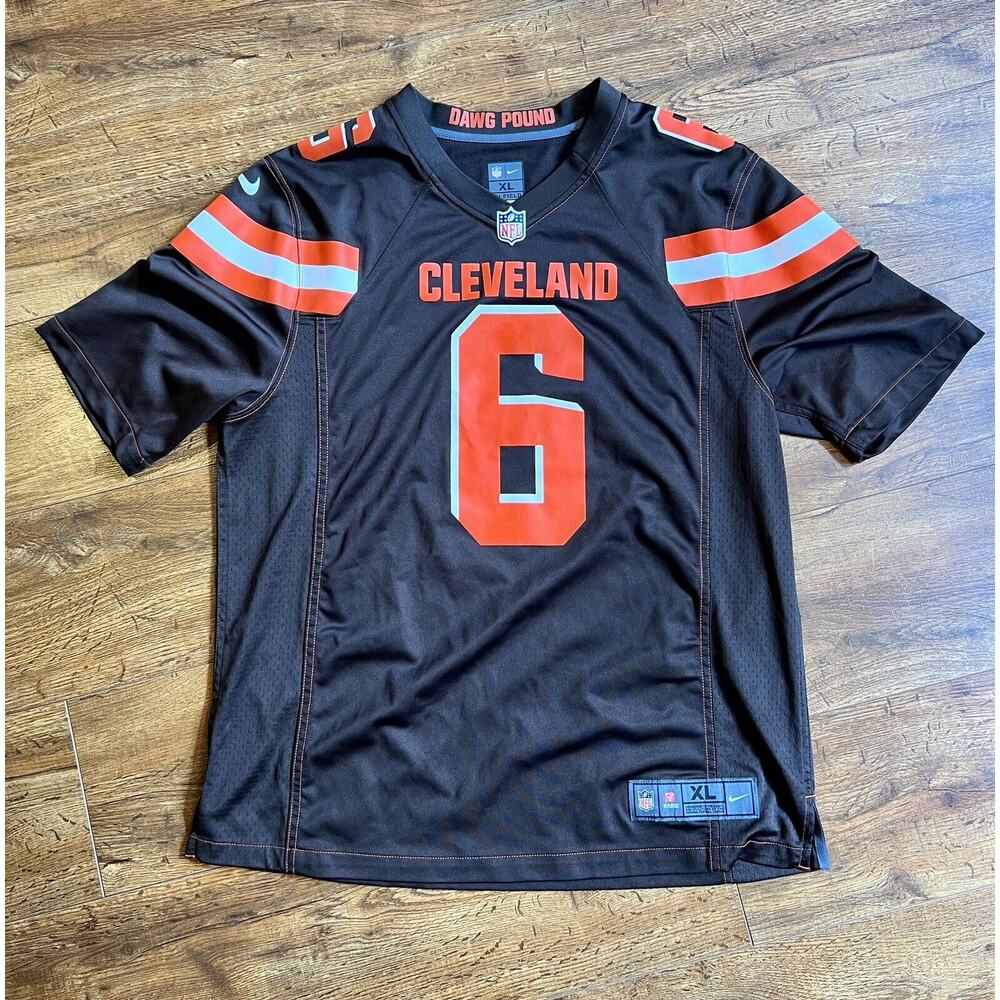 Nike Cleveland Browns On Field Baker Mayfield Jersey XL Dawg Pound Color Rush